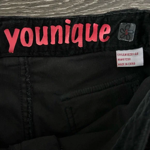Y2K Younique Black Corduroy Ruched Tie Cargo Pants Size 5 Low Rise Fine Wale 90s - Picture 9 of 13